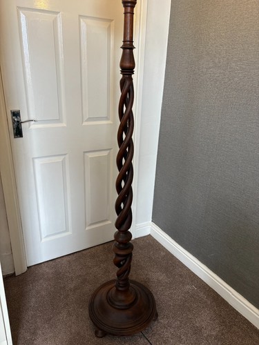 Vintage wooden standard - wooden,